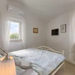 בית נופש Larisa