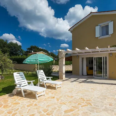 Feriehus Larisa Poreč