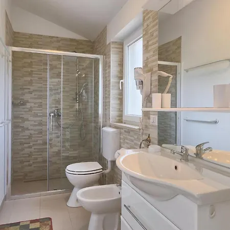 Larisa Holiday home *