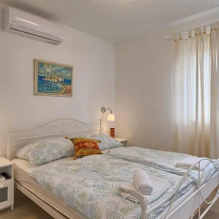 Feriehus Larisa Poreč