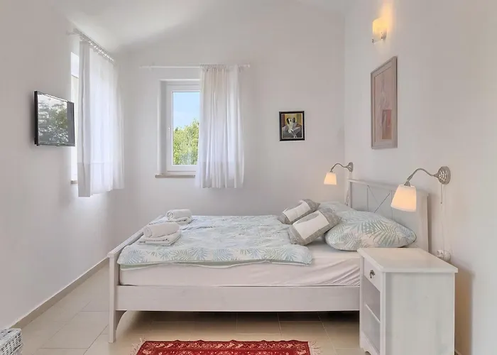 Larisa Дом отдыха *