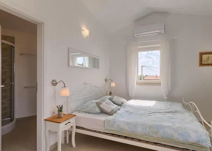 Larisa Дом отдыха