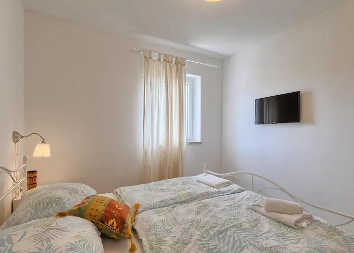 Larisa Дом отдыха *